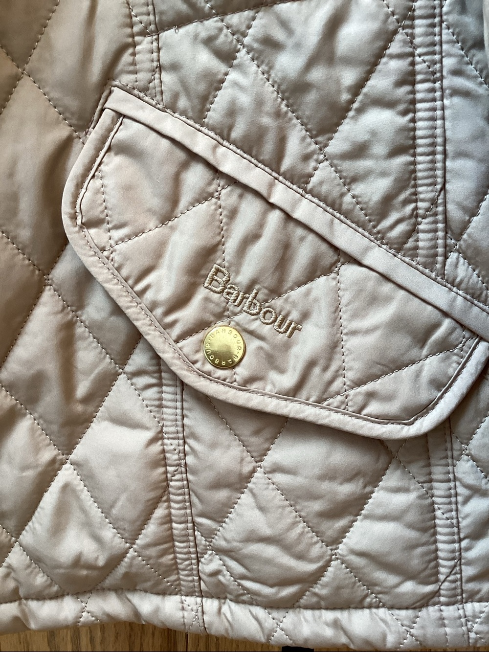 Barbour women’s beige Millfire diamond pattern quilted jacket. Women’s size 14 - Picture 6 of 15